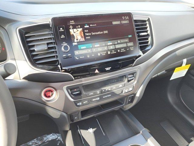 new 2025 Honda Ridgeline car, priced at $44,619