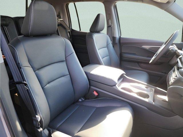 new 2025 Honda Ridgeline car, priced at $44,619