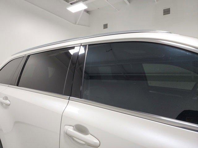 used 2015 Toyota Highlander car, priced at $19,998