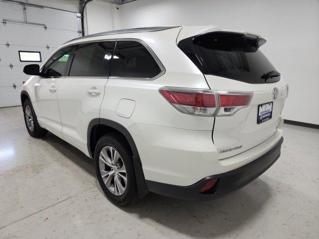 used 2015 Toyota Highlander car, priced at $19,998