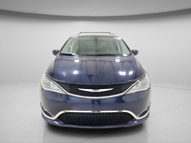used 2018 Chrysler Pacifica car, priced at $14,552
