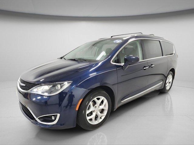 used 2018 Chrysler Pacifica car, priced at $14,552
