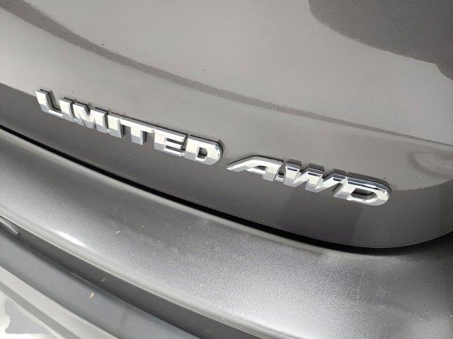 used 2016 Toyota Highlander car, priced at $22,894