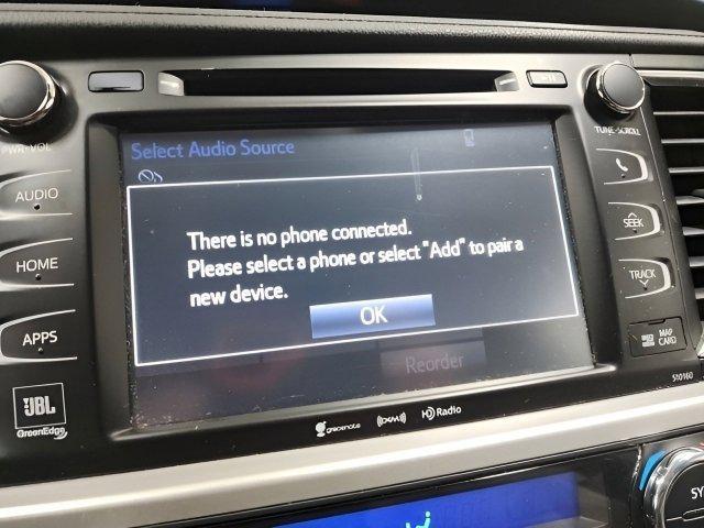 used 2016 Toyota Highlander car, priced at $22,894