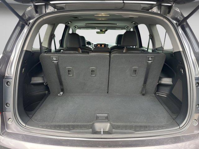 used 2022 Honda Pilot car, priced at $31,966