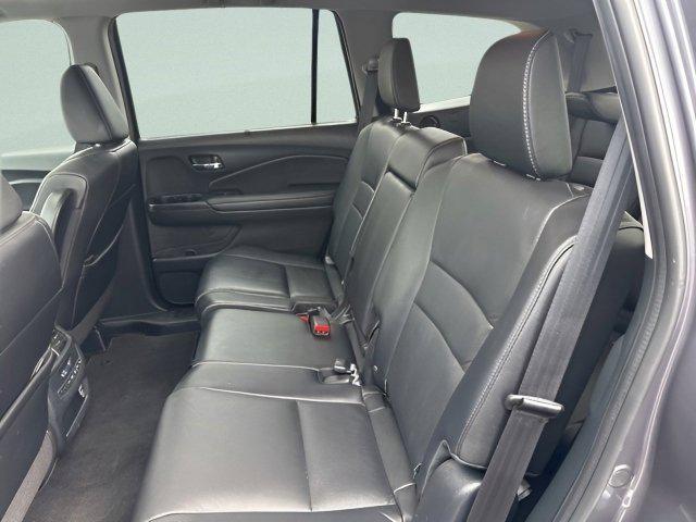 used 2022 Honda Pilot car, priced at $31,966