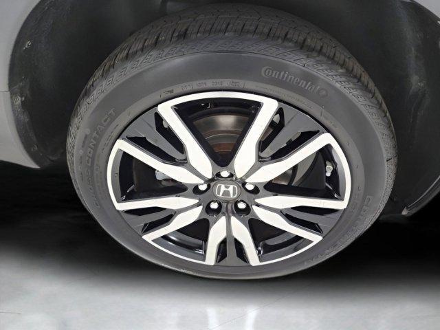 used 2022 Honda Pilot car, priced at $31,499