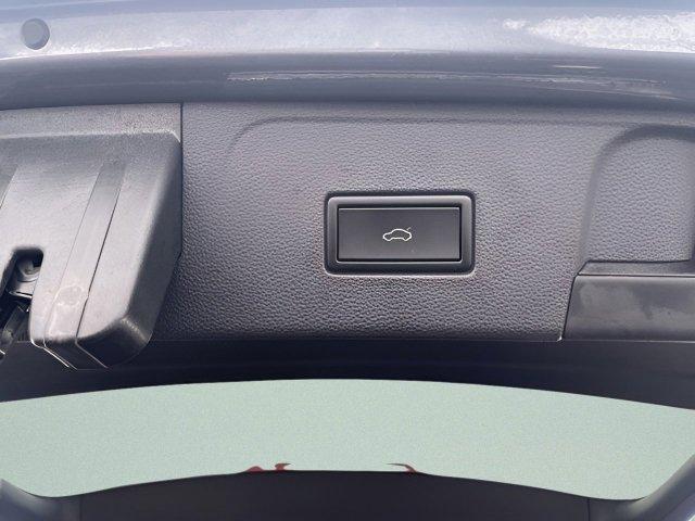 used 2018 Volkswagen Atlas car, priced at $13,998