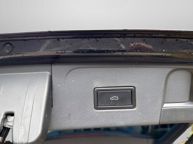used 2019 Volkswagen Atlas car, priced at $15,989