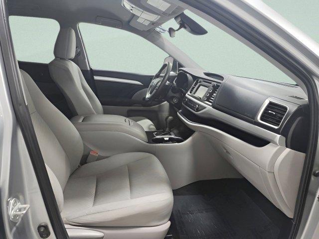 used 2019 Toyota Highlander car, priced at $25,998