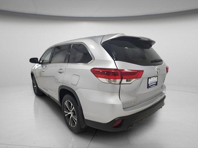 used 2019 Toyota Highlander car, priced at $25,998