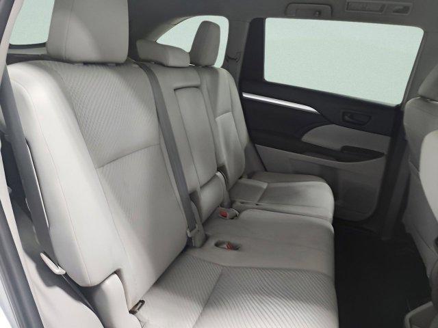 used 2019 Toyota Highlander car, priced at $21,900