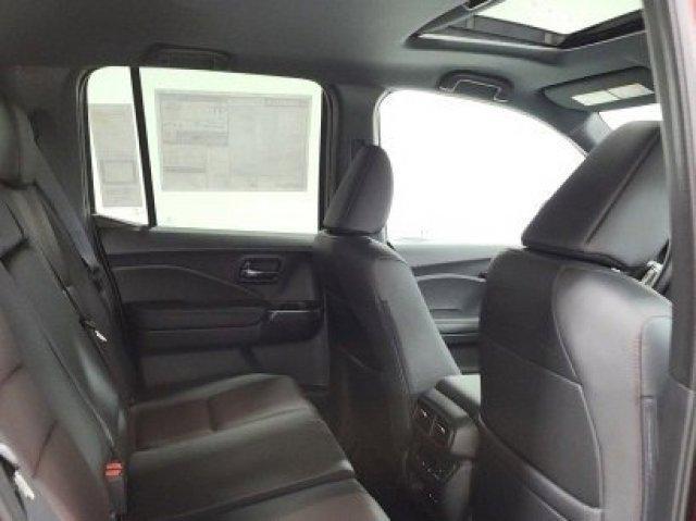 new 2025 Honda Ridgeline car, priced at $48,664