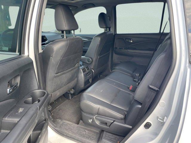 used 2022 Honda Pilot car, priced at $29,553