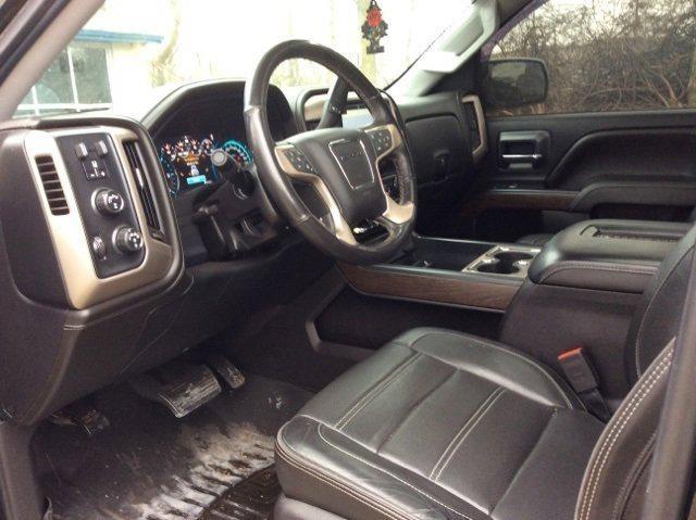 used 2017 GMC Sierra 1500 car, priced at $26,298