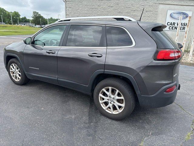 used 2018 Jeep Cherokee car, priced at $15,296