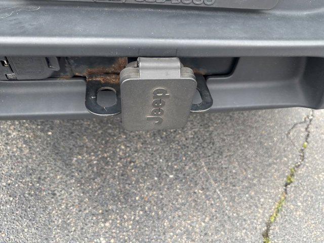 used 2018 Jeep Cherokee car, priced at $15,296