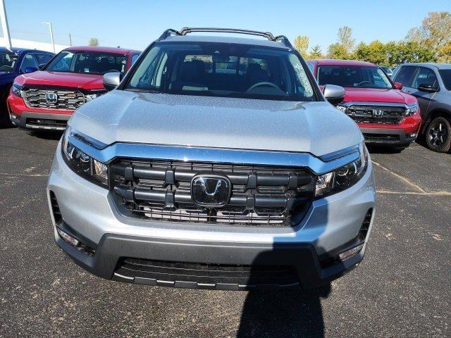 new 2025 Honda Ridgeline car, priced at $44,010