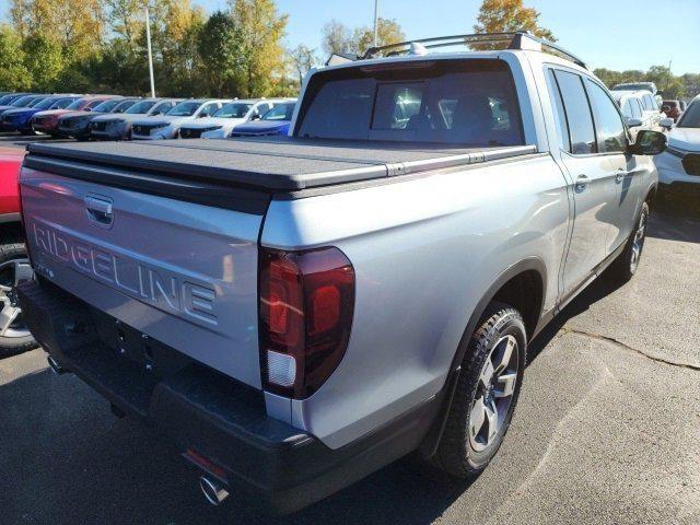 new 2025 Honda Ridgeline car, priced at $44,010