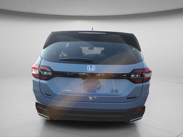 new 2025 Honda Pilot car, priced at $44,205