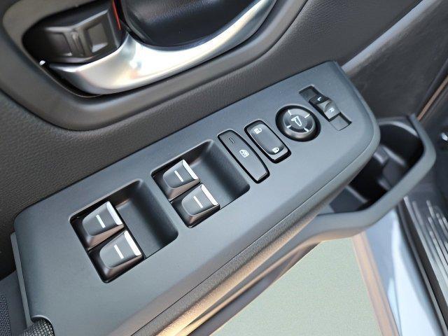 new 2025 Honda Pilot car, priced at $44,205