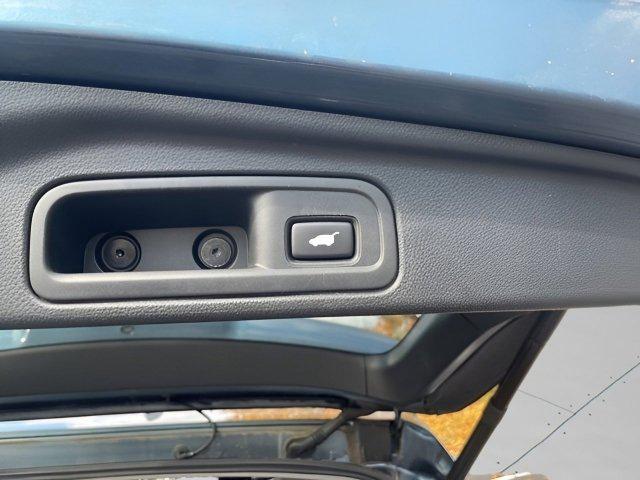 used 2017 Honda Pilot car, priced at $18,553