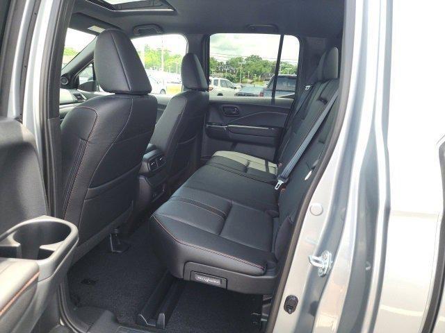 new 2025 Honda Ridgeline car, priced at $48,243