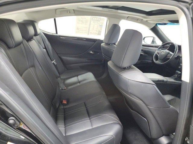 used 2019 Lexus ES 350 car, priced at $23,600
