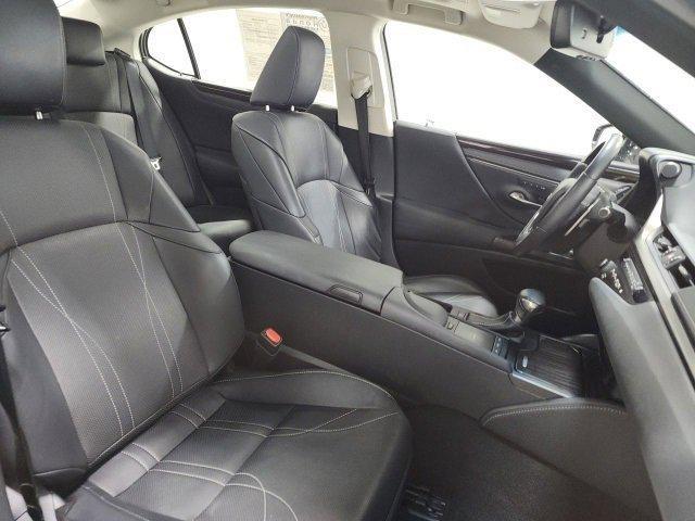 used 2019 Lexus ES 350 car, priced at $23,600