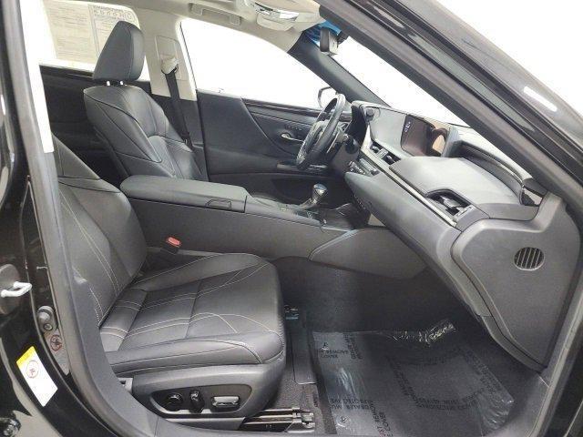 used 2019 Lexus ES 350 car, priced at $23,600