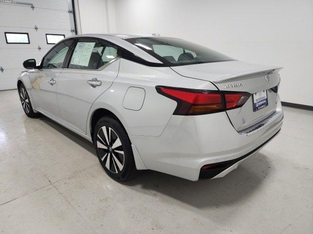 used 2022 Nissan Altima car, priced at $23,989