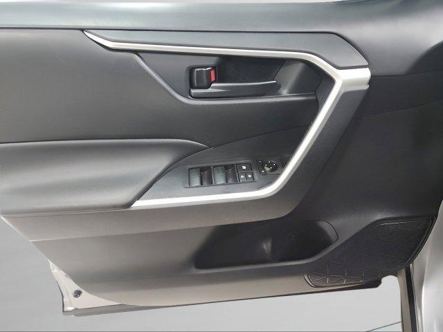 used 2020 Toyota RAV4 car, priced at $23,918