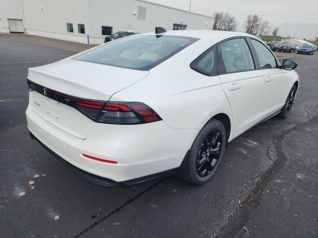 new 2025 Honda Accord car, priced at $31,308