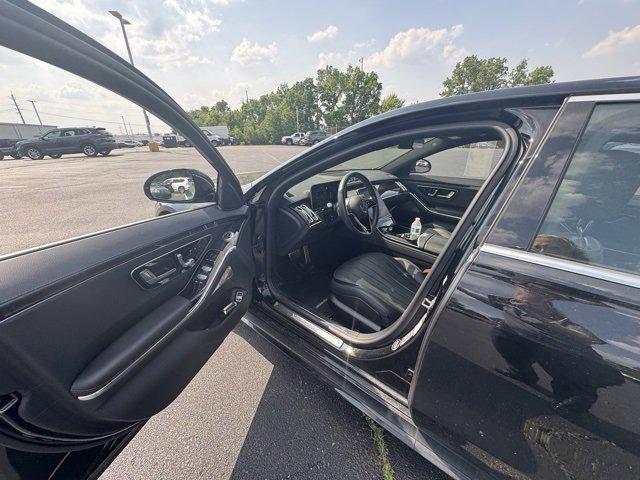 used 2022 Mercedes-Benz S-Class car, priced at $60,450