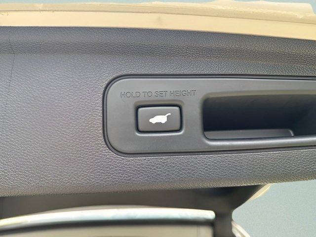 used 2023 Honda Odyssey car, priced at $42,421