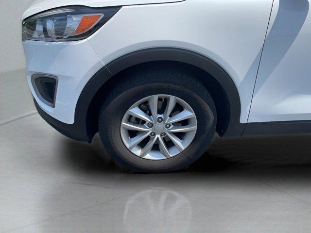 used 2016 Kia Sorento car, priced at $11,989