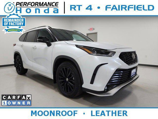 used 2023 Toyota Highlander car, priced at $39,284