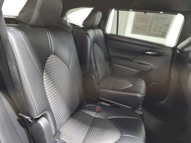 used 2023 Toyota Highlander car, priced at $39,284