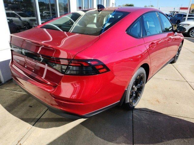 new 2025 Honda Accord car, priced at $31,308