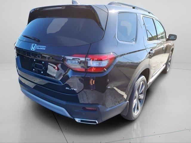 new 2025 Honda Pilot car, priced at $55,260