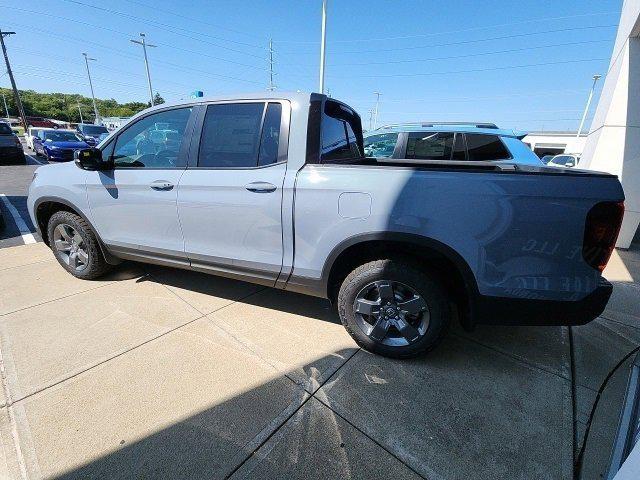 new 2025 Honda Ridgeline car, priced at $44,388