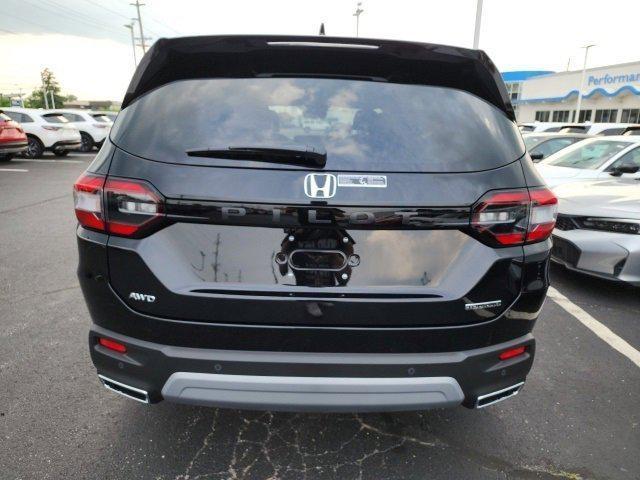 new 2025 Honda Pilot car, priced at $52,950