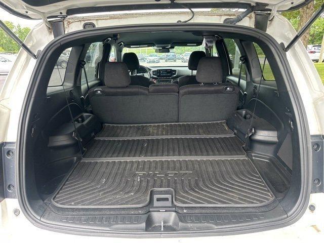 used 2022 Honda Pilot car, priced at $29,989