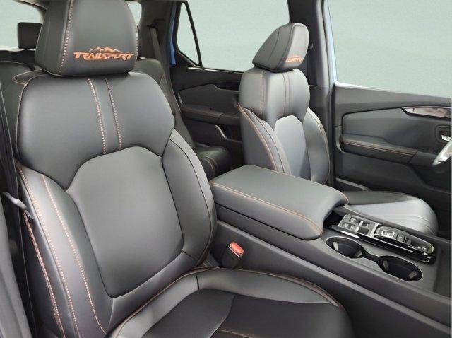 new 2025 Honda Pilot car, priced at $51,350