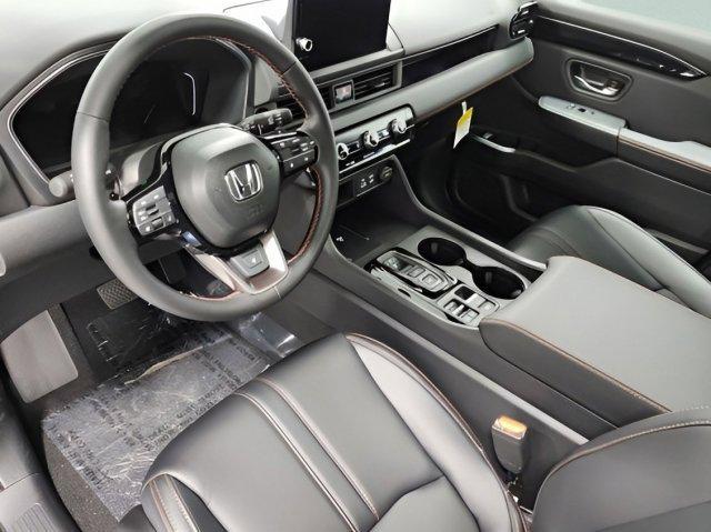 new 2025 Honda Pilot car, priced at $51,350