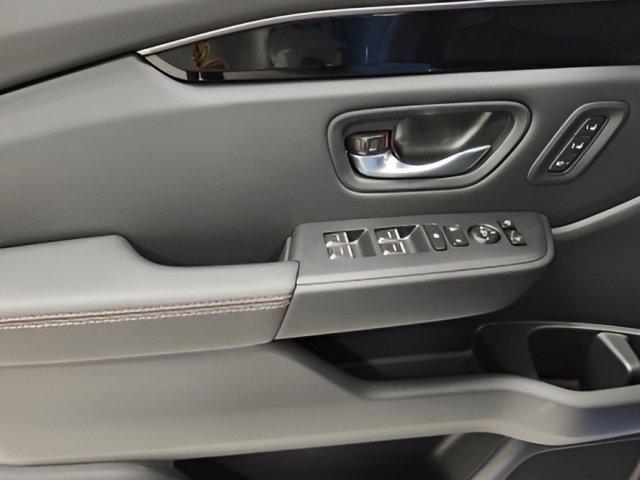 new 2025 Honda Pilot car, priced at $51,350