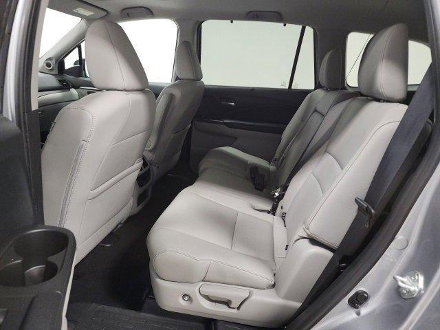 used 2022 Honda Pilot car, priced at $33,800