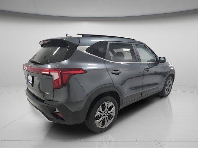 used 2024 Kia Seltos car, priced at $14,900