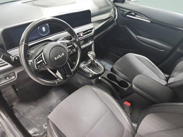 used 2024 Kia Seltos car, priced at $14,900
