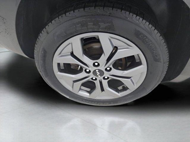 used 2024 Kia Seltos car, priced at $14,900
